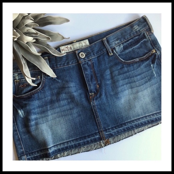 HOLLISTER Denim Mini Skirt - Picture 1 of 3